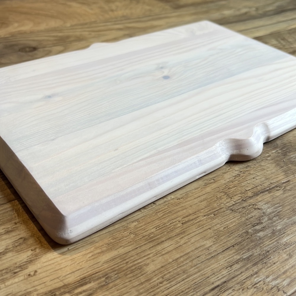 Urban Outfitters Tilly Small Cutting Board Natural 9.25”x14”